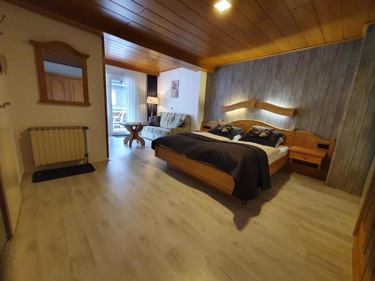 Pension Robin Hood Willingen  Esterno foto