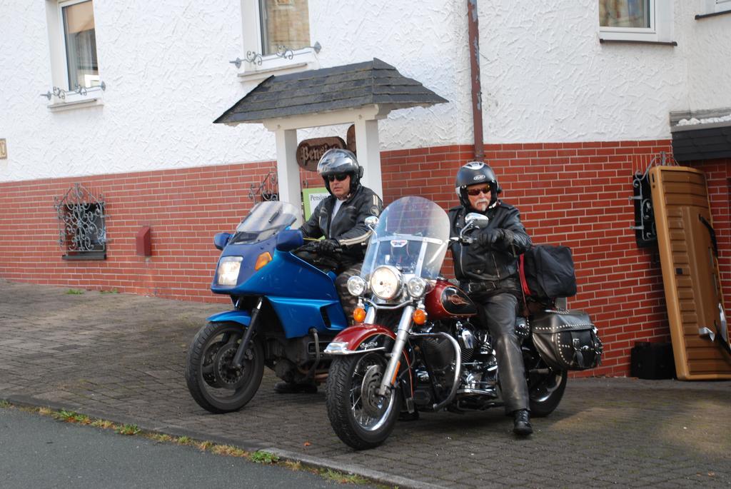 Pension Robin Hood Willingen  Esterno foto